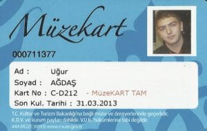 Müzekart aldım tarihe akacağım