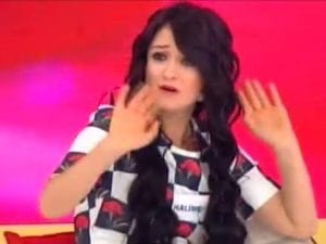 Evleneceksen gel Halime ne kadar saçmasın