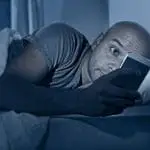 Sağlıksız uykunun nedeni: Cep telefonu