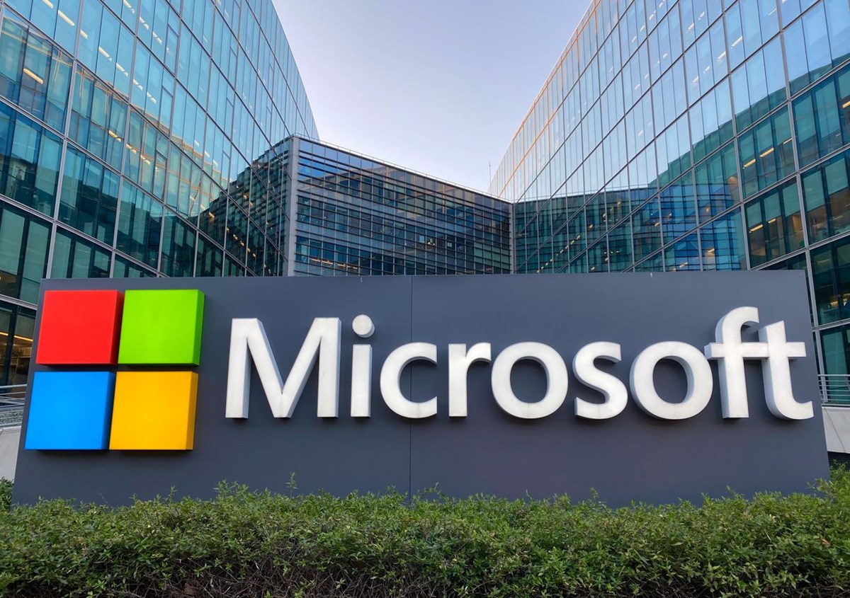 Bill Gates’e yeni taciz suçlaması: Kadın çalışanına uygunsuz mesajlar attığı ortaya çıktı