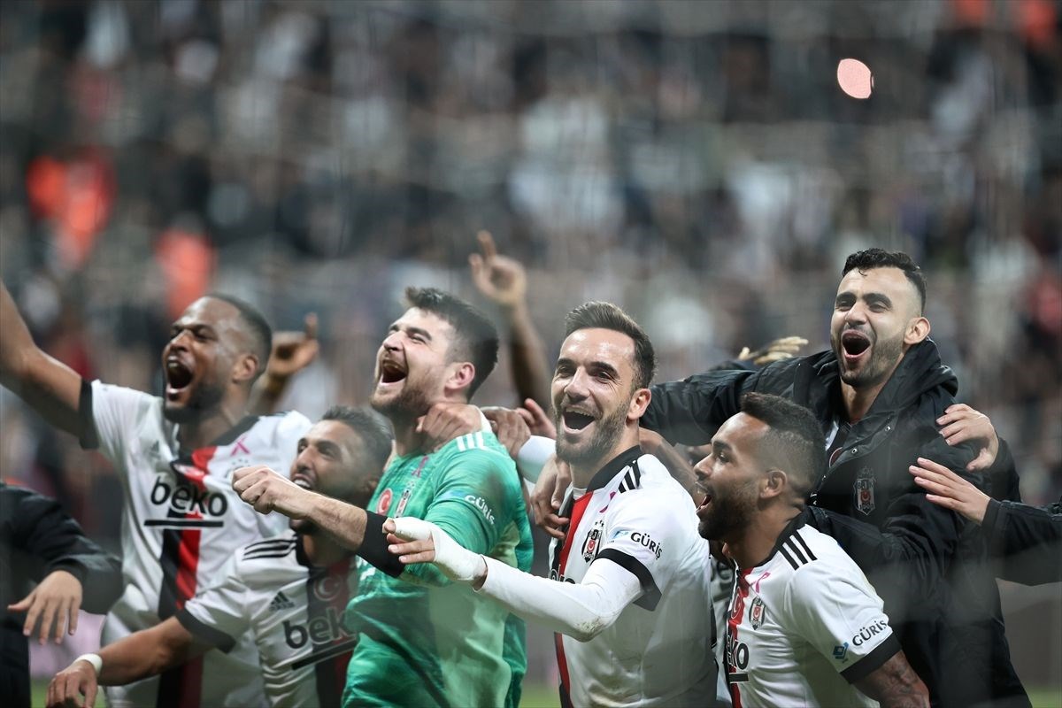Derbide kazanan Beşiktaş