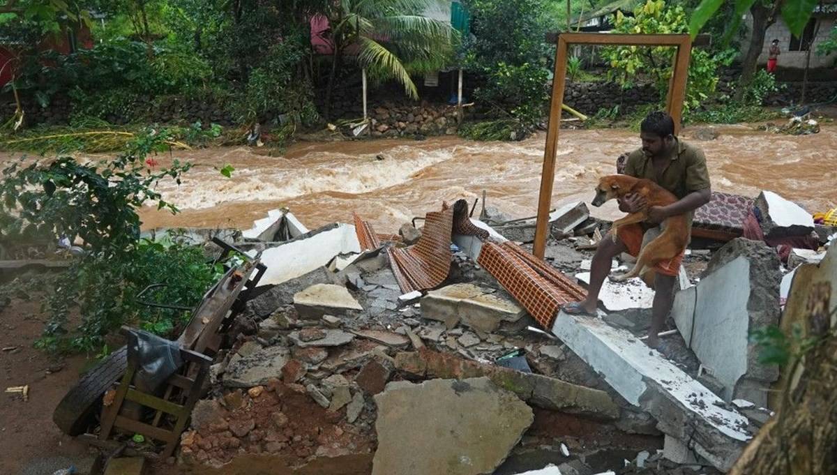 Hindistan’da sel ve toprak kayması: En az 18 ölü