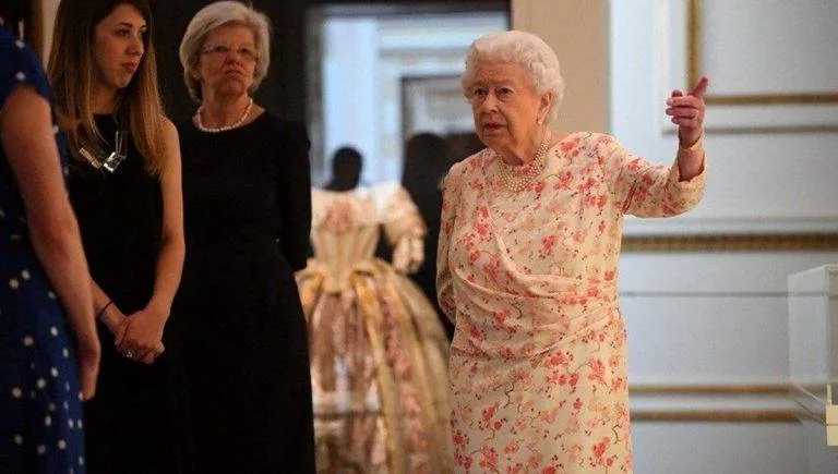 Kraliçe Elizabeth’ten liderlere iklim öfkesi