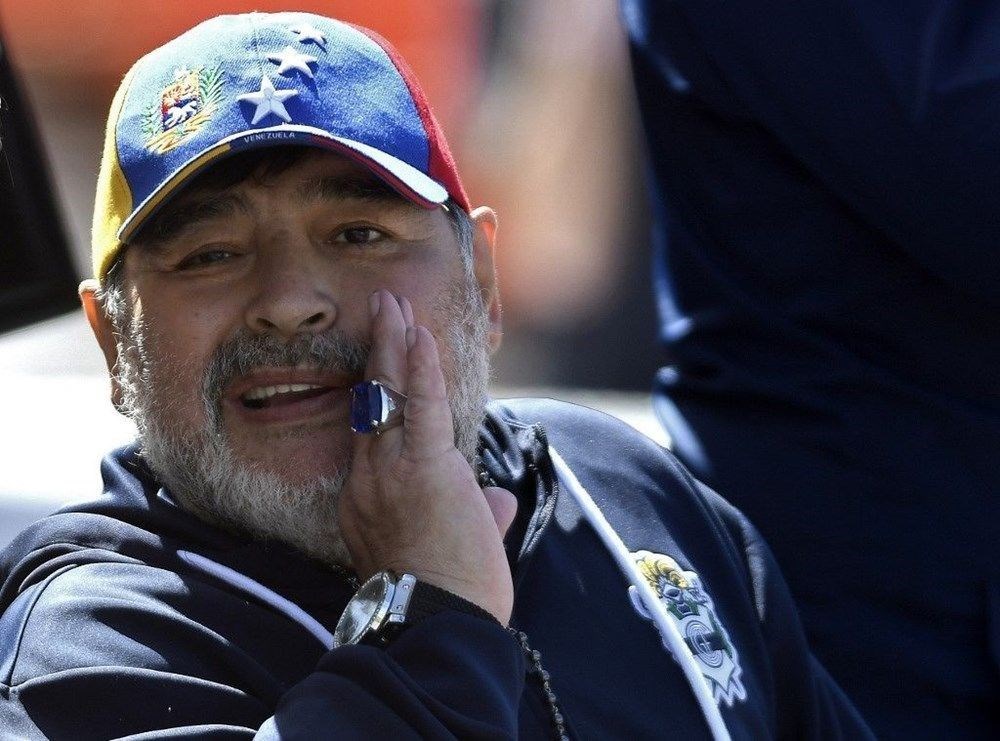 Maradona’ya çocuk istismarı suçlaması: Ailesinden tazminat talebi
