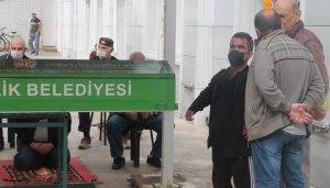 Oyuncu Alparslan Özmol’dan babaya son görev