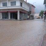 Sel felaketi yaşayan Bozkurt’un sokakları yeniden sular altında