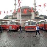 Taksim Meydanı’nda nostaljik otobüs sergisi