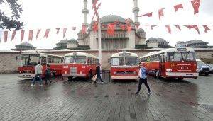 Taksim Meydanı’nda nostaljik otobüs sergisi