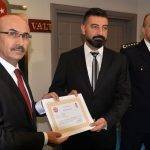 Uyuşturucu ile yakalanan ödüllü narkotik polisi tutuklandı