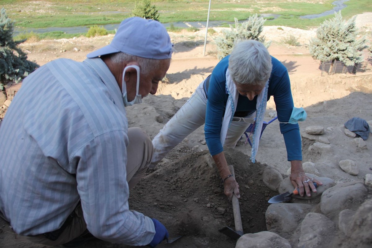 Yumuktepe Höyüğü, bugüne kadar 2 binin üzerinde eser verdi