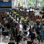 18 ay sonra yeniden açılan Tayland’a binlerce turist akın etti