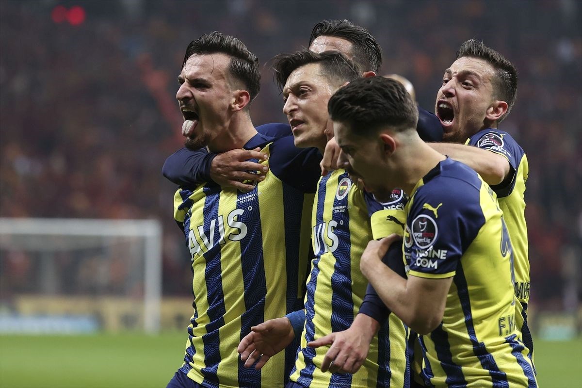 derbide kazanan fenerbahce galatasaray fenerbahce mac sonucu 19