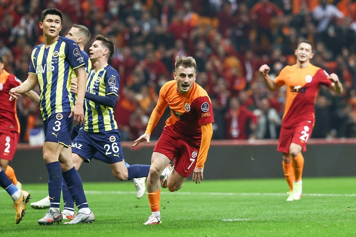 Derbide kazanan Fenerbahçe (Galatasaray-Fenerbahçe maç sonucu)