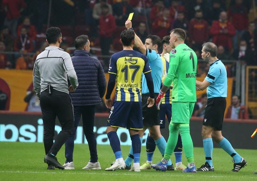Derbide kazanan Fenerbahçe (Galatasaray-Fenerbahçe maç sonucu)