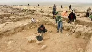 Gaziantep Taşlıgeçit Höyüğü kazılarında Roma dönemine ait yapıya ulaşıldı