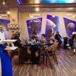 Irak’ın Musul kentindeki bir restoranda robot garsonlar işe başladı