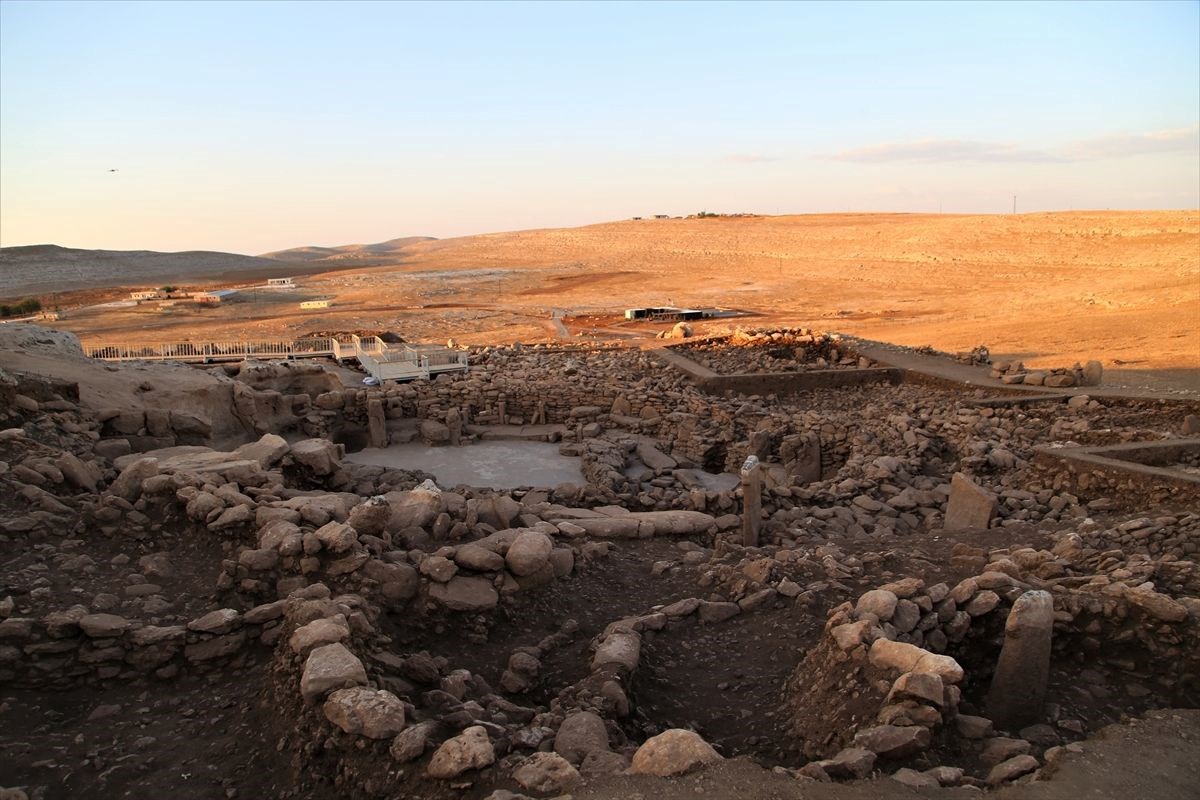 karahantepeye karsilama merkezi ve kazi evi yapilacak 7