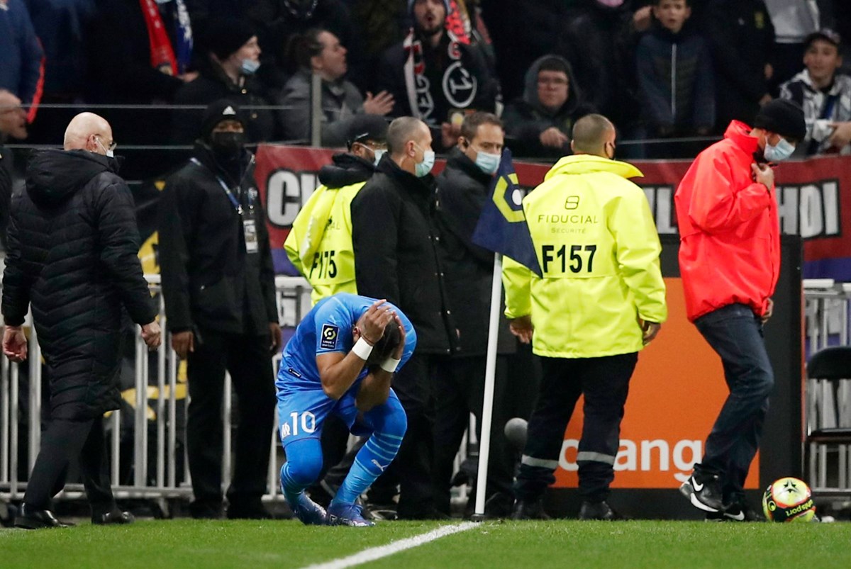 Lyon-Marsilya maçı yarıda kaldı