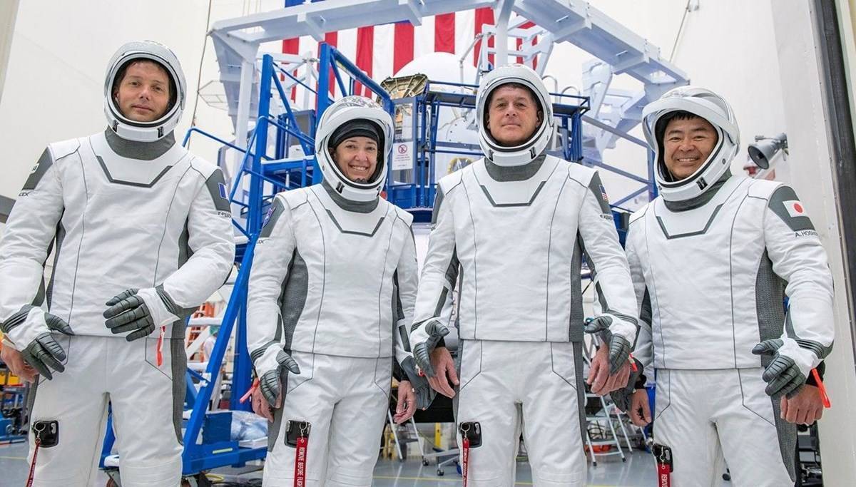 NASA, SpaceX’in aracıyla Dünya’ya dönecek astronotların tuvaleti kullanmasını yasakladı: İç çamaşırlarınıza güvenin