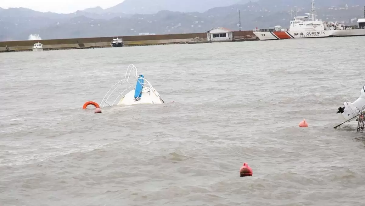 Ordu’da fırtına: 3 tekne battı