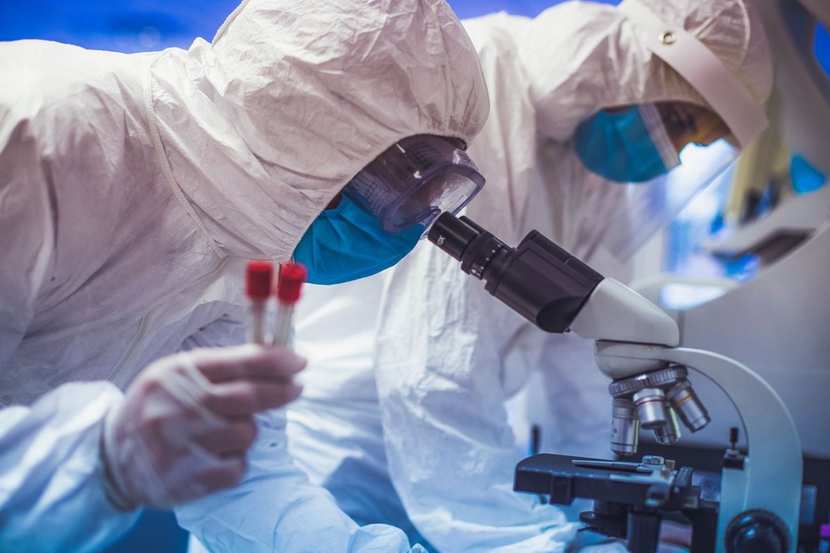 Pfizer/BioNTech aşısı olanlara neden corona virüs bulaşıyor? Bilim insanları yanıtladı