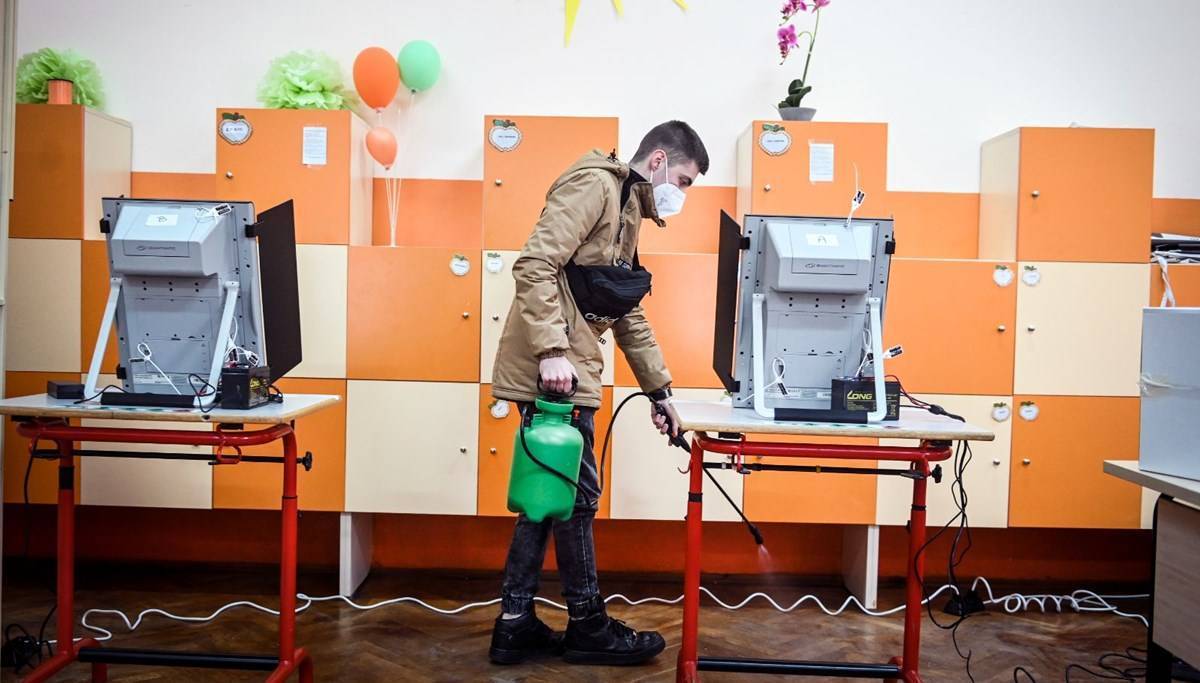 SON DAKİKA: Bulgaristan’da cumhurbaşkanlığı seçimi ikinci tura kaldı