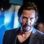 Keanu Reeves, Matrix Resurrections’ın sinemalarla aynı anda dijitalde yayınlanmasına olumlu bakıyor
