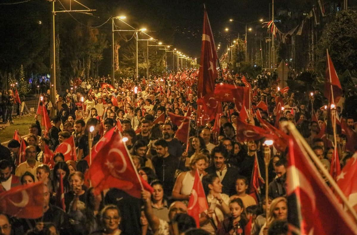 tum yurtta 29 ekim cumhuriyet bayrami coskuyla kutlandi 10