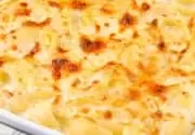 Fırında Makarnanın Yanına Ne Gider? Fırında Makarnanın Yanına Yemek Ve İçecek Tavsiyeleri
