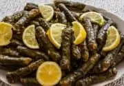 Lahana Sarmasının Yanına Ne Gider? Lahana Sarmasının Yanına Yemek Ve İçecek Tavsiyeleri