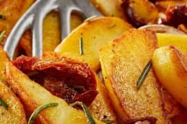 Patates Yemeğinin Yanına Ne Gider? Patates Yemeğinin Yanına Yemek Ve İçecek Tavsiyeleri