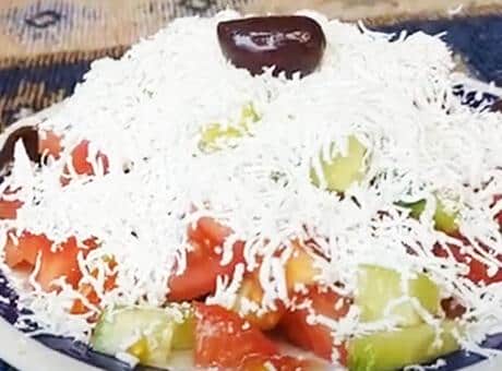 Şopska salatası nasıl yapılır, malzemeler neler? Şopska salatası tarifi