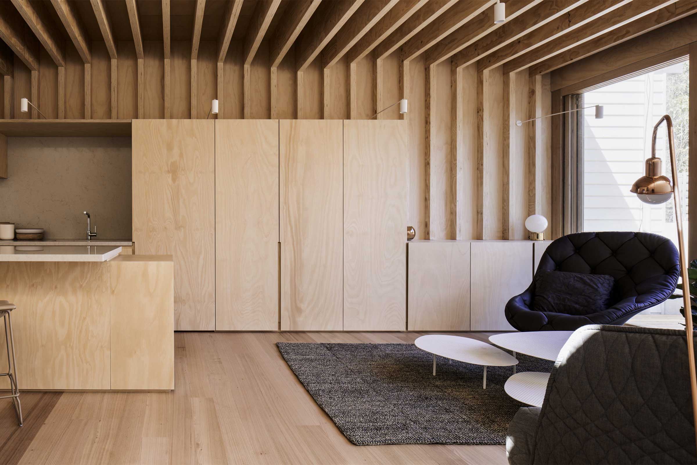 Çam Kontrplak Üretimi Nasıl Yapılır? Ebatları ve Özellikleri